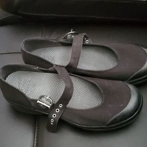 Dansko Canvas Mary Jane size 39